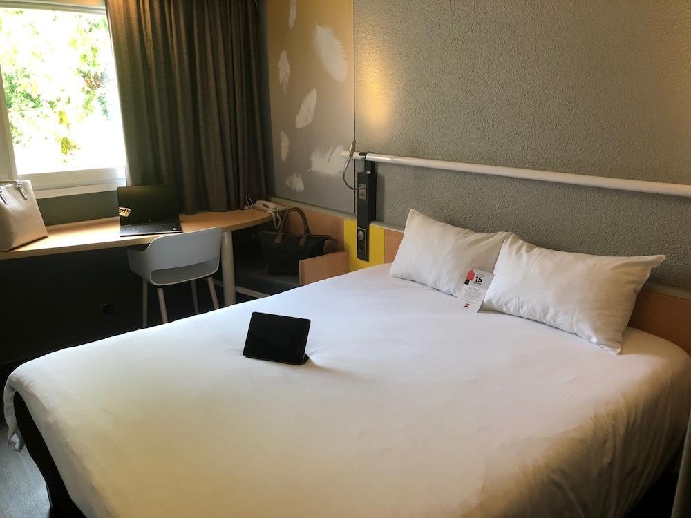 Ibis Vesoul Hotel Exterior photo