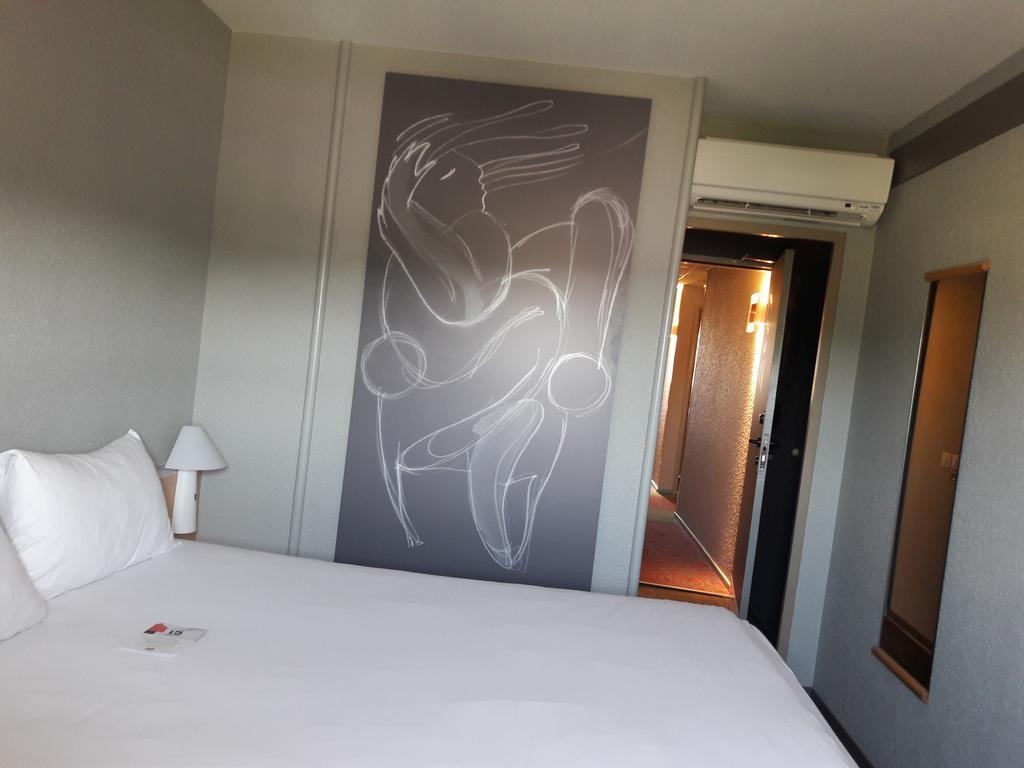 Ibis Vesoul Hotel Exterior photo